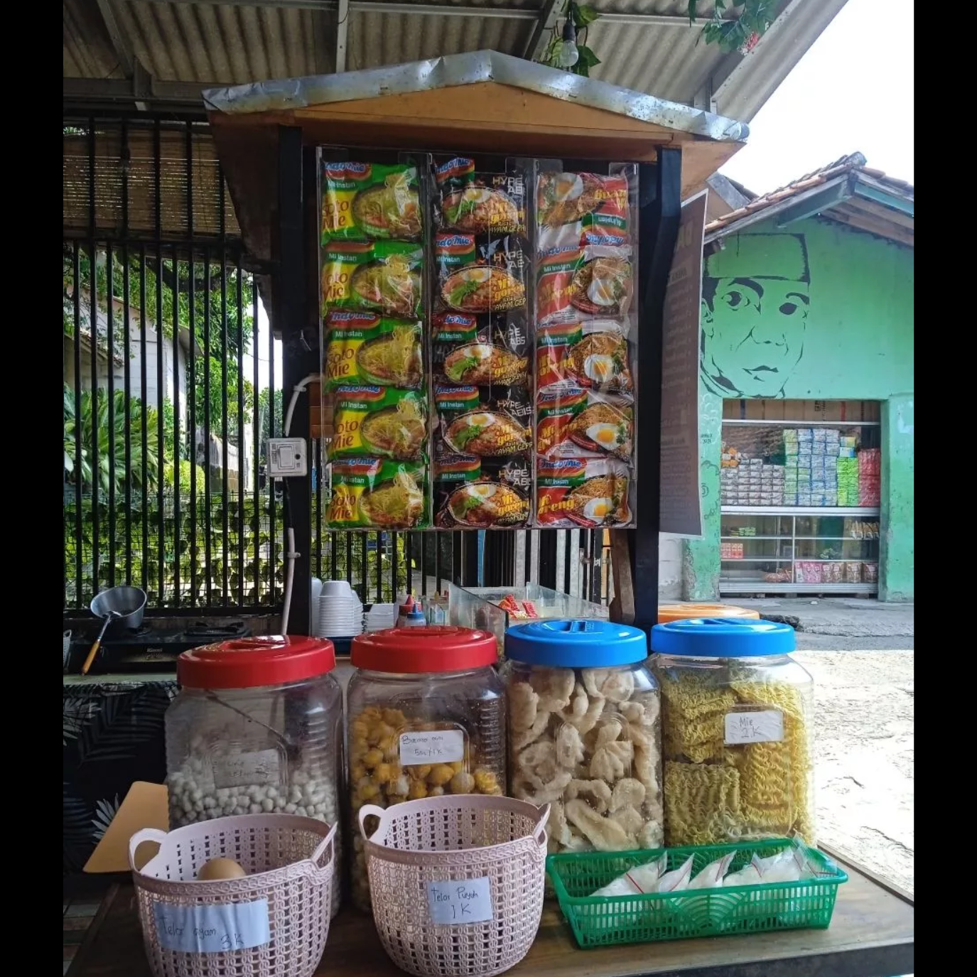 Acrylic Instant Noodle Rack Display (3 Wall Slots) Maggie Holder for Mamak